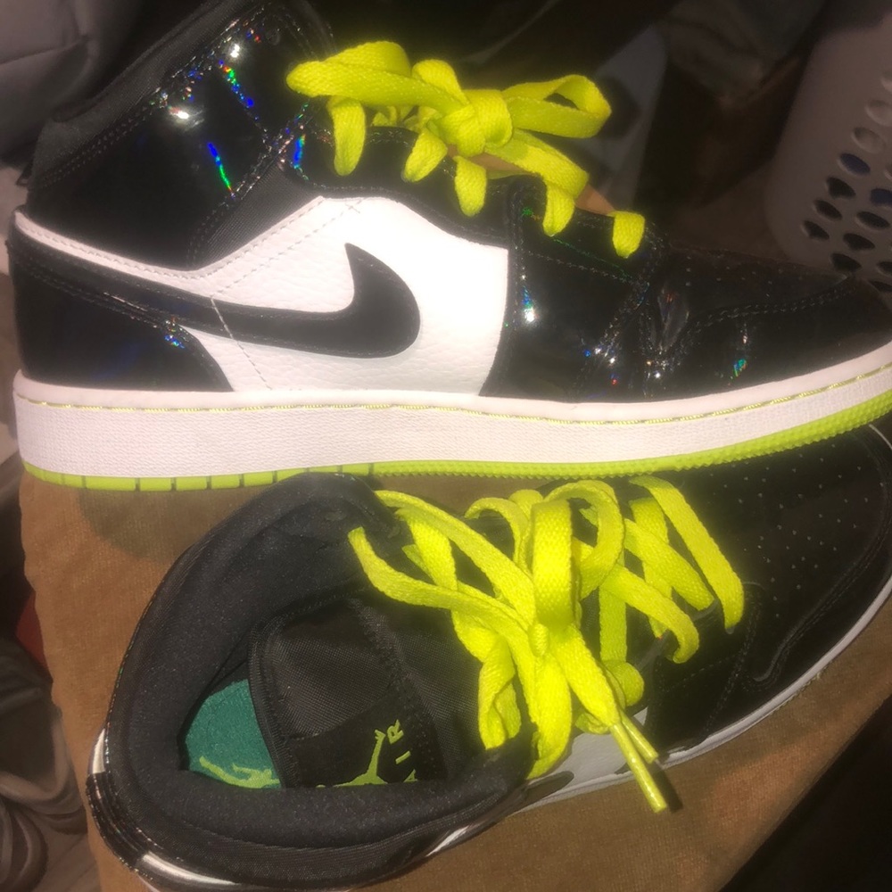 Womens retro 1. Worn 1 time